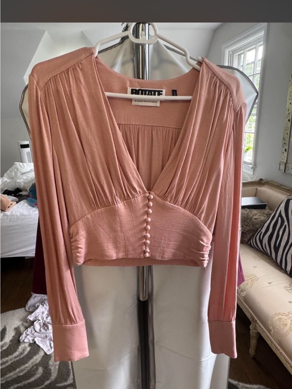 RTA Dusty Pink V-Neck Button-Front Blouse